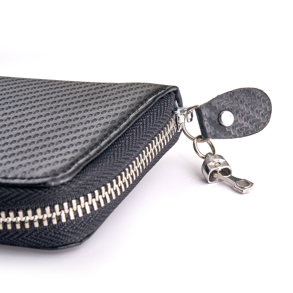 Carbon Fiber Wallet w/ Zipper Pull (Piston) - Close-up