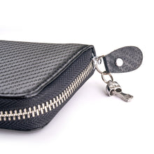 Carbon Fiber Wallet w/ Zipper Pull (Piston) - Close-up